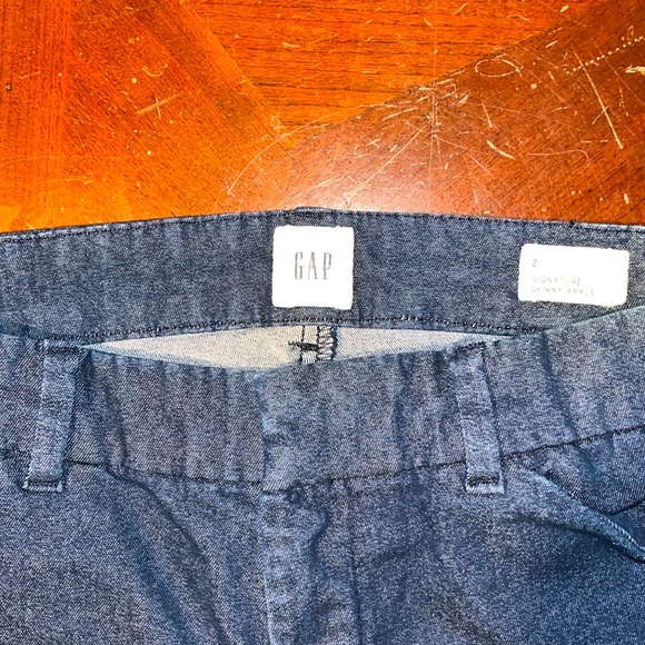 GAP signature skinny ankle jeans - Picture 3 of 10